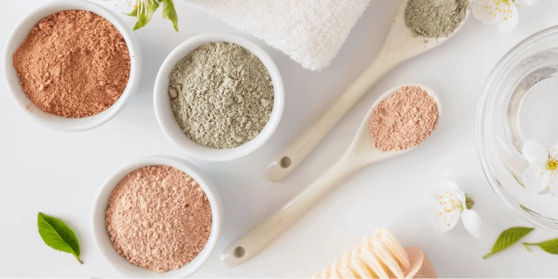 Kaolin và Bentonite loại nào tốt hơn do da?